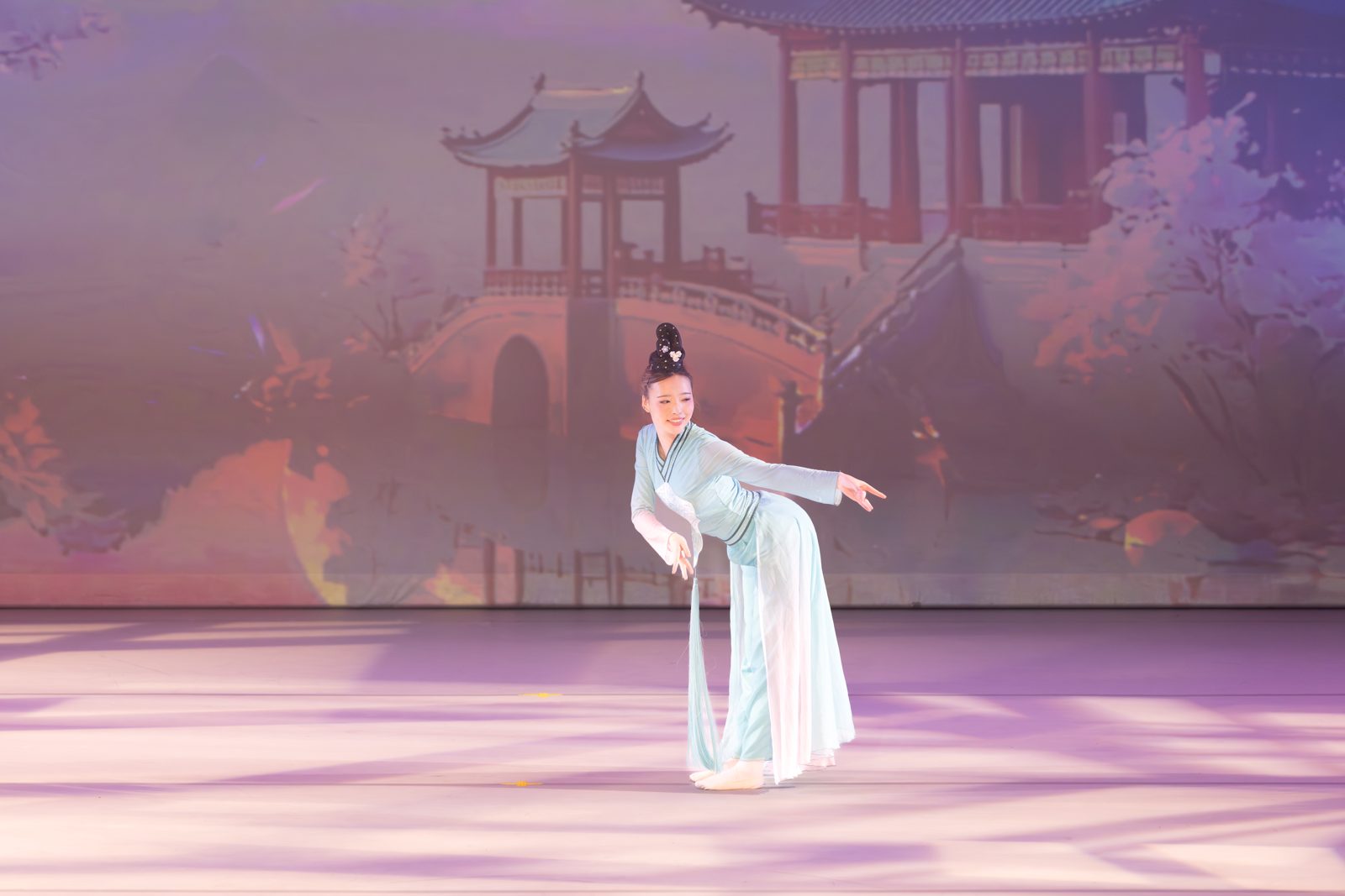 Dance Poems in the Long History of the Chinese Nation — 8